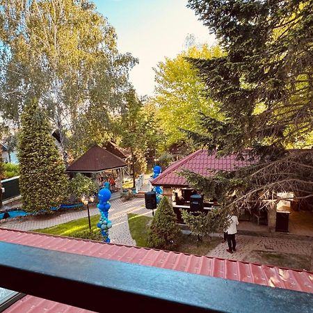 Pensiunea Waldor Bacau Luaran gambar