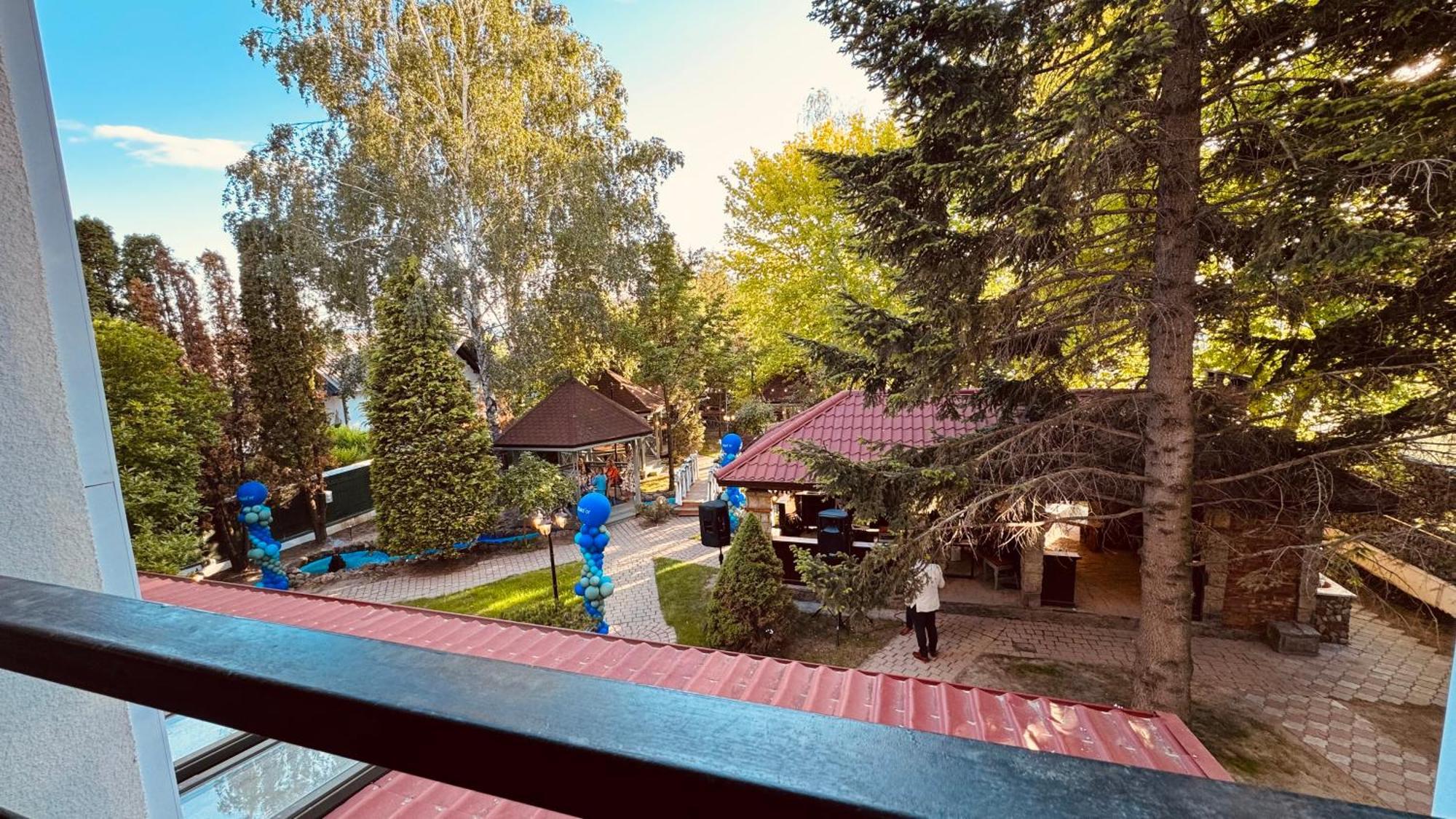 Pensiunea Waldor Bacau Luaran gambar